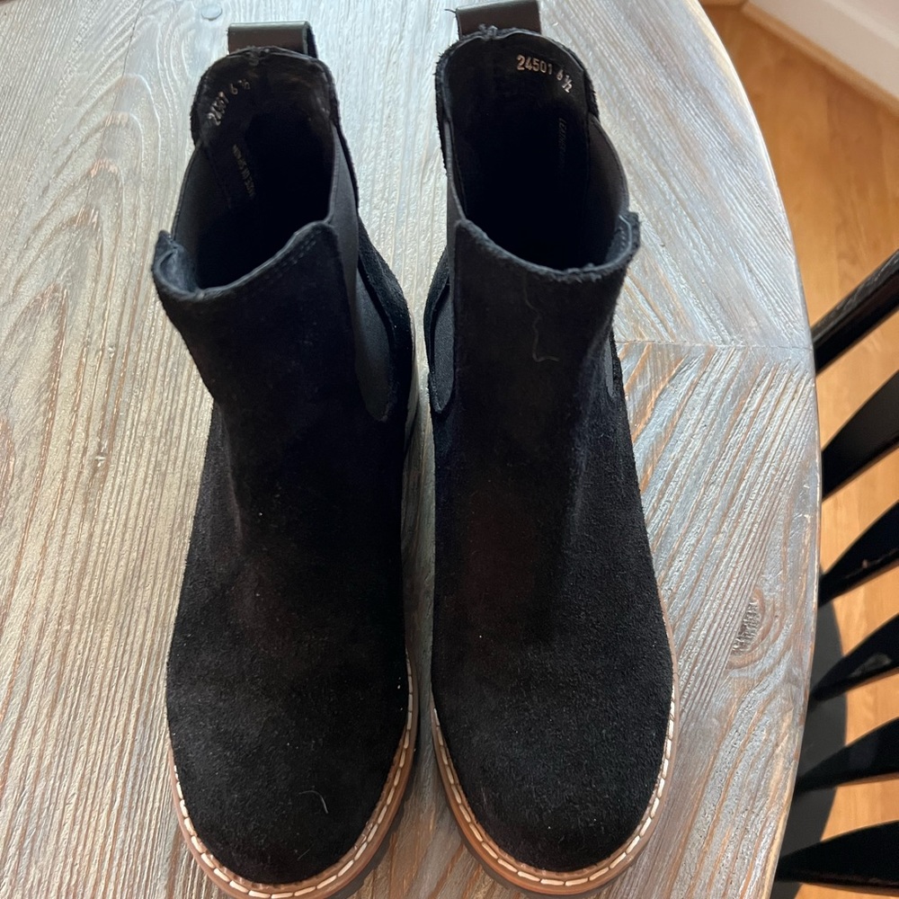 Ladies boots